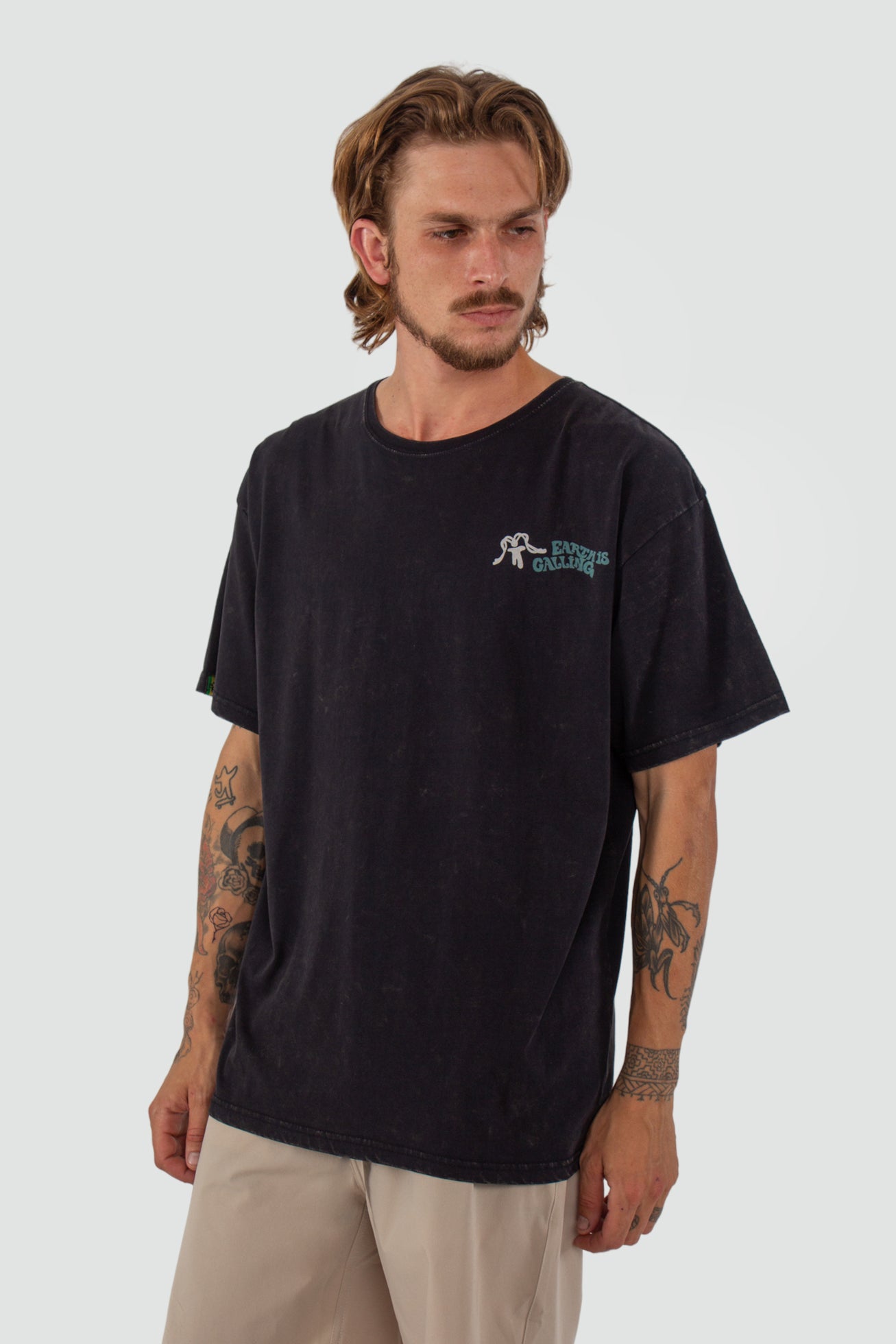 Polera Earth - Negra