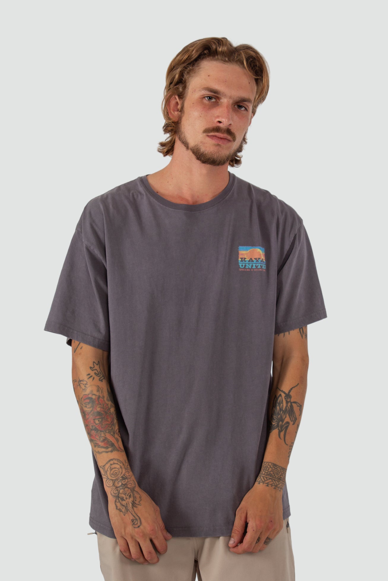 Polera Diseño Algodón Piedra Hombre - Gris Lavender