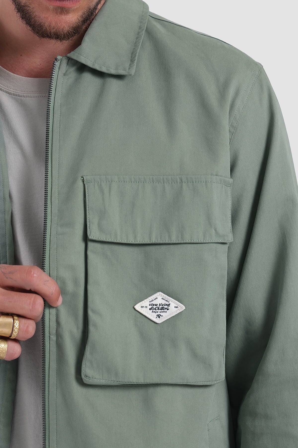 Chaqueta Clásica Cargo Patch Hombre Verde #Color_Verde