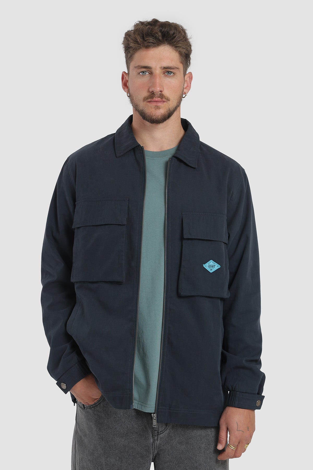 Chaqueta Clásica Cargo Patch Hombre Azul #Color_Azul