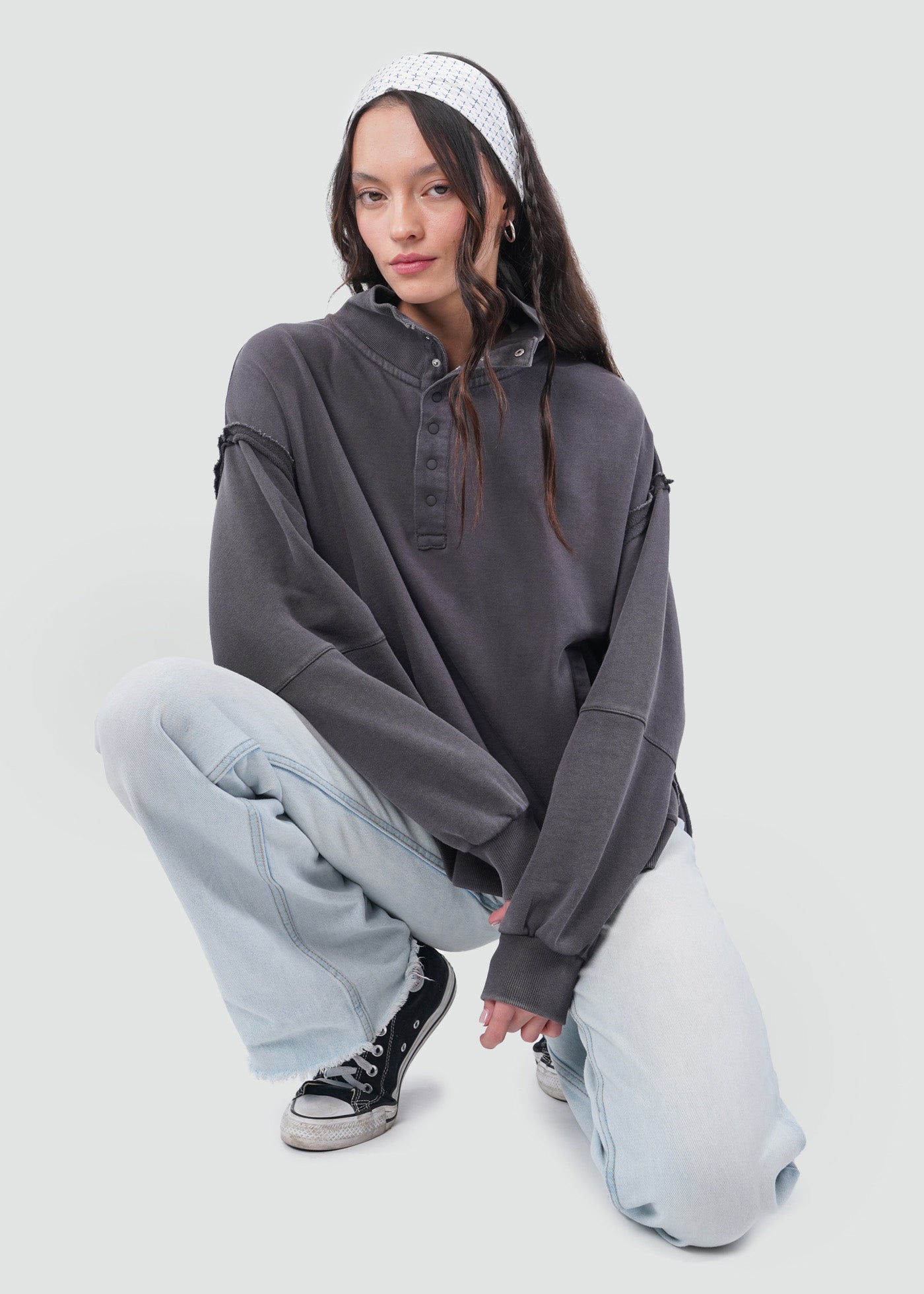 Polerón Mujer Mid Snaps - Negro