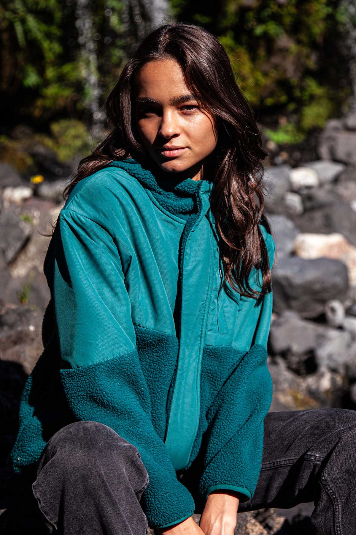 Chiporro Mujer Hood - Solid Petrol