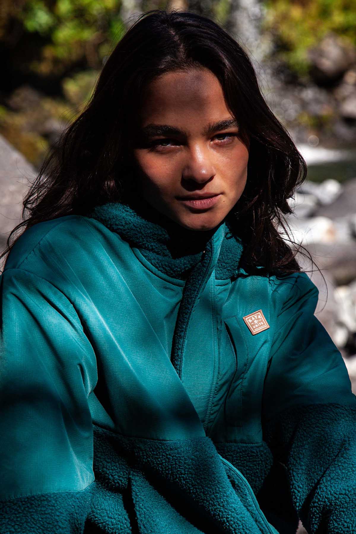 Chiporro Mujer Hood - Solid Petrol