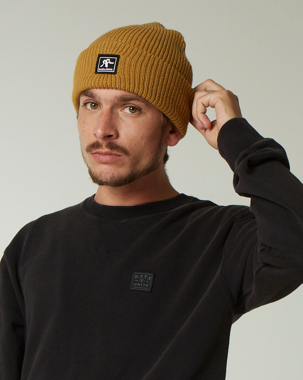 Beanie Solid - Ocre