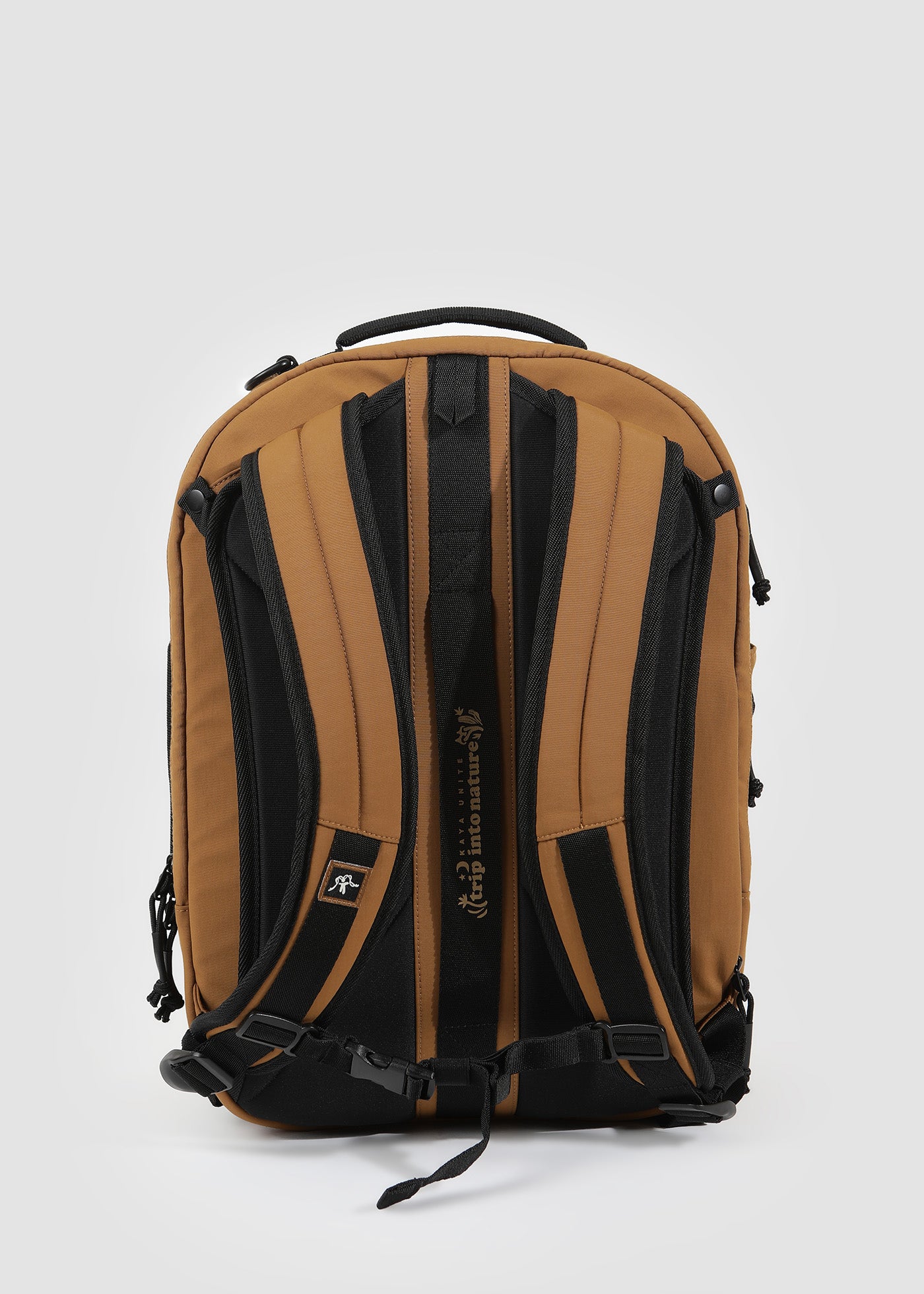 Mochila Travel 27L - Camel Black