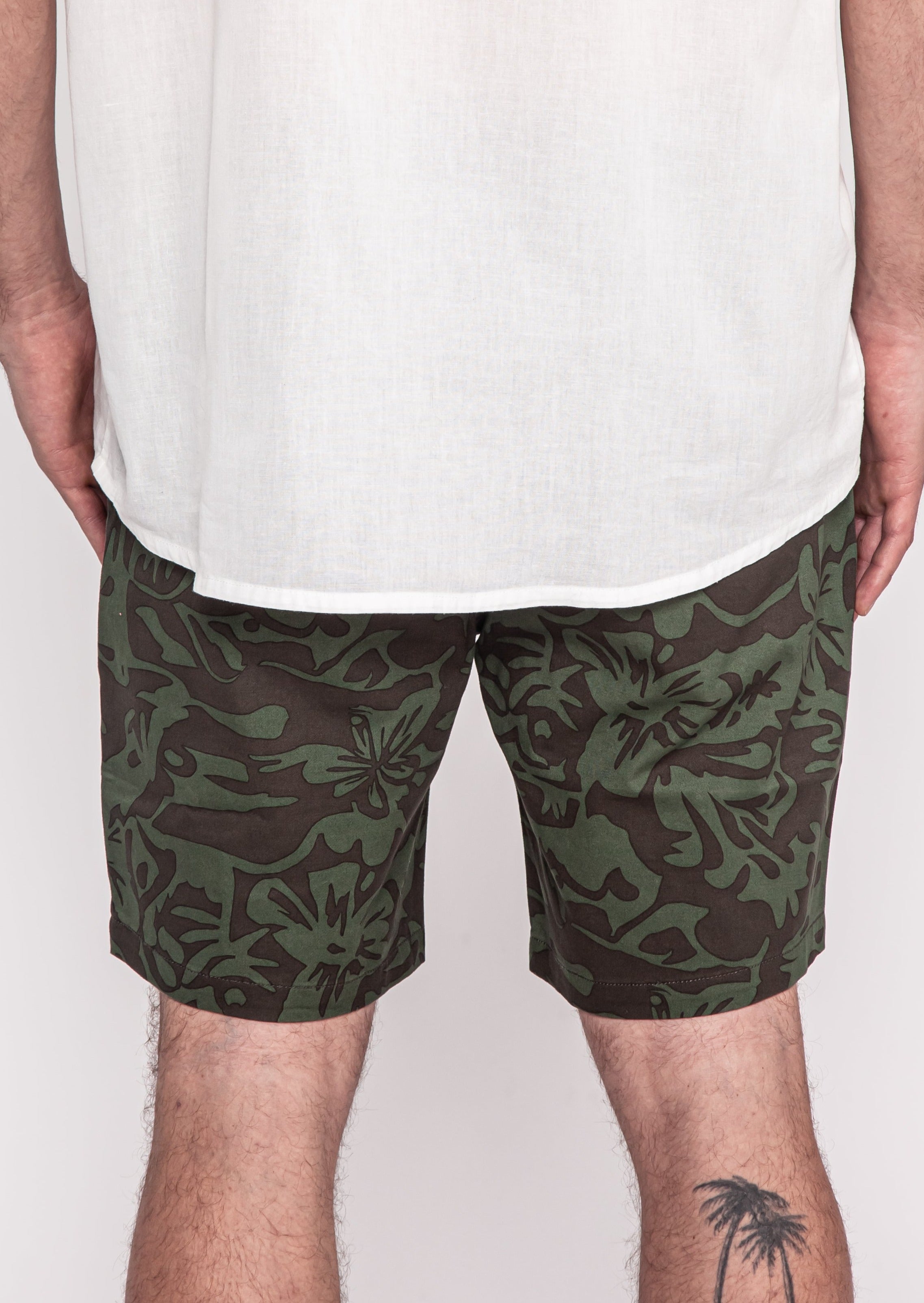 Chino Short Fauna Dk Green