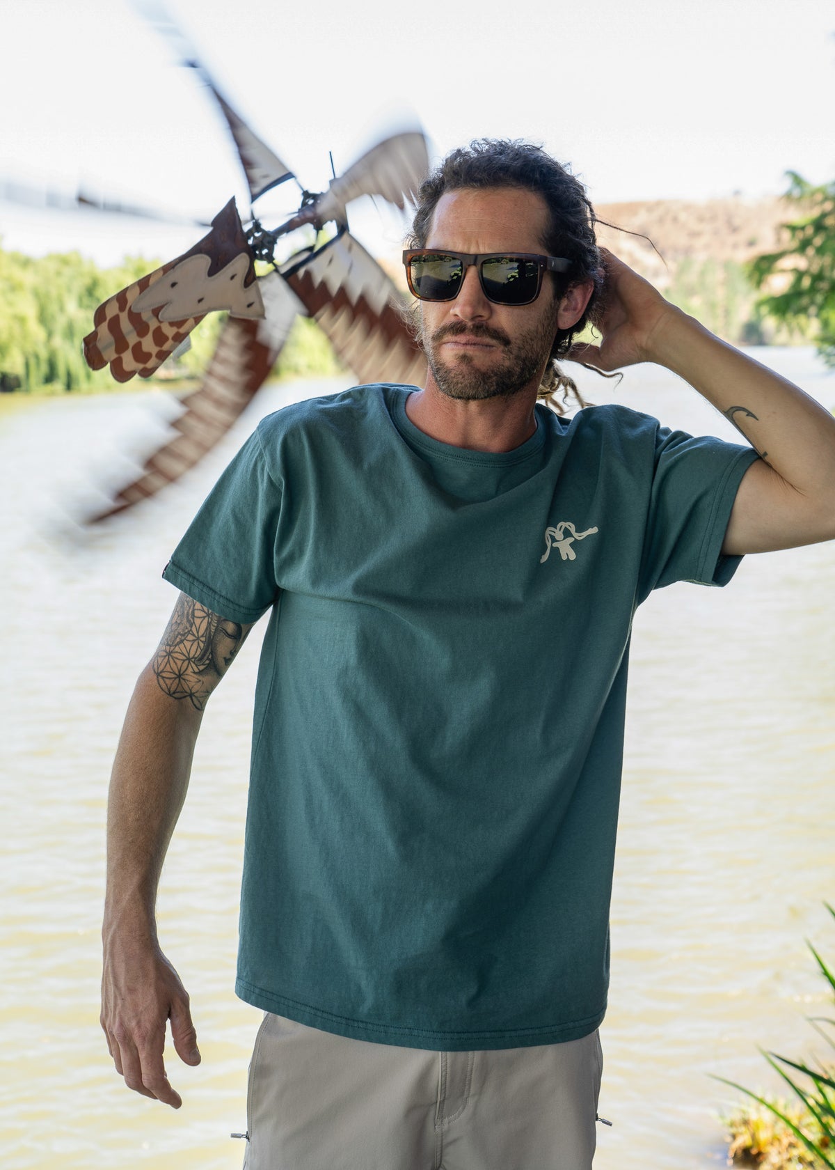 Polera Diseño Algodón Locals Hombre - Petrol White Smoke