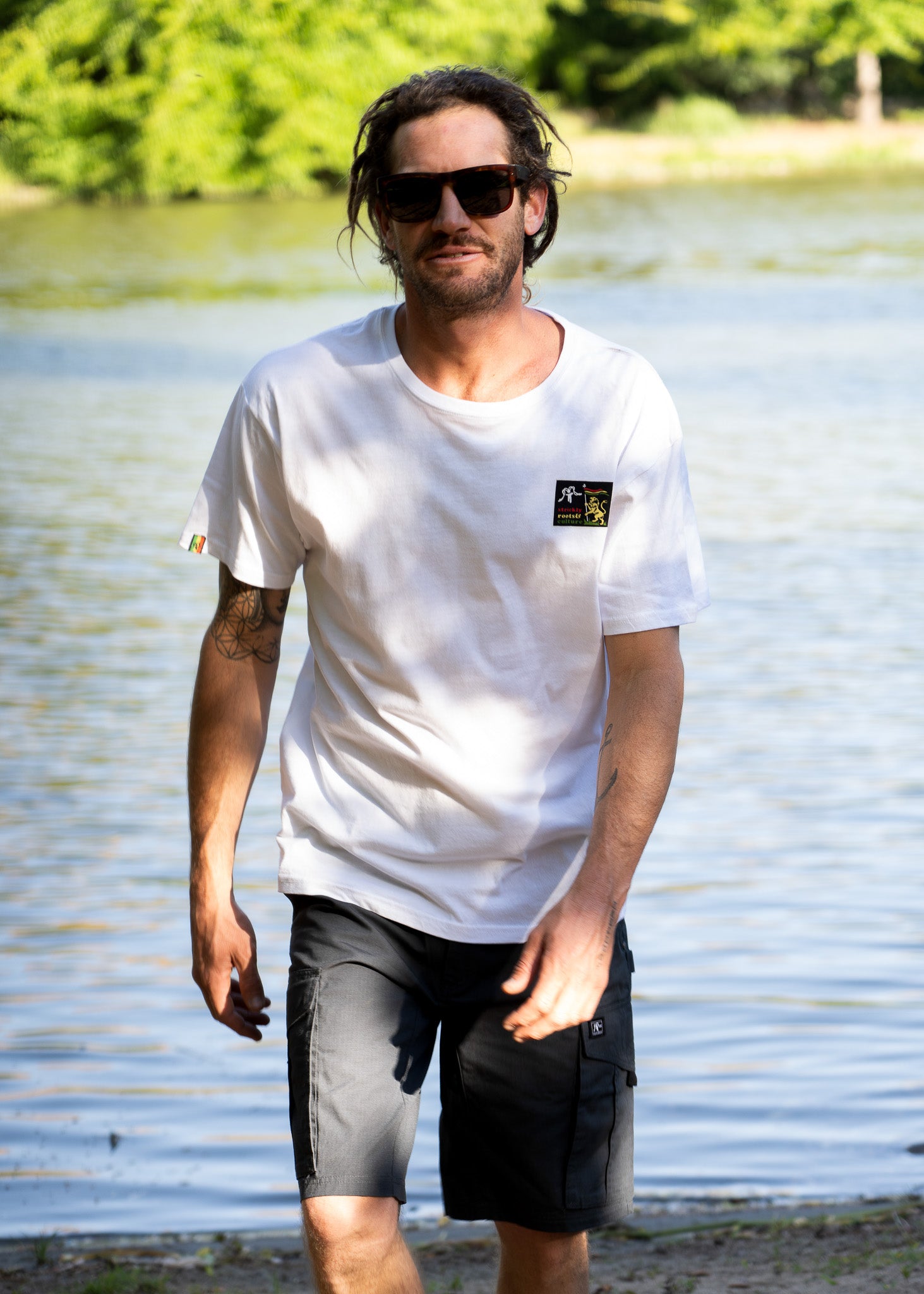 Polera Diseño Algodón Roar Hombre - Blanca Lavender