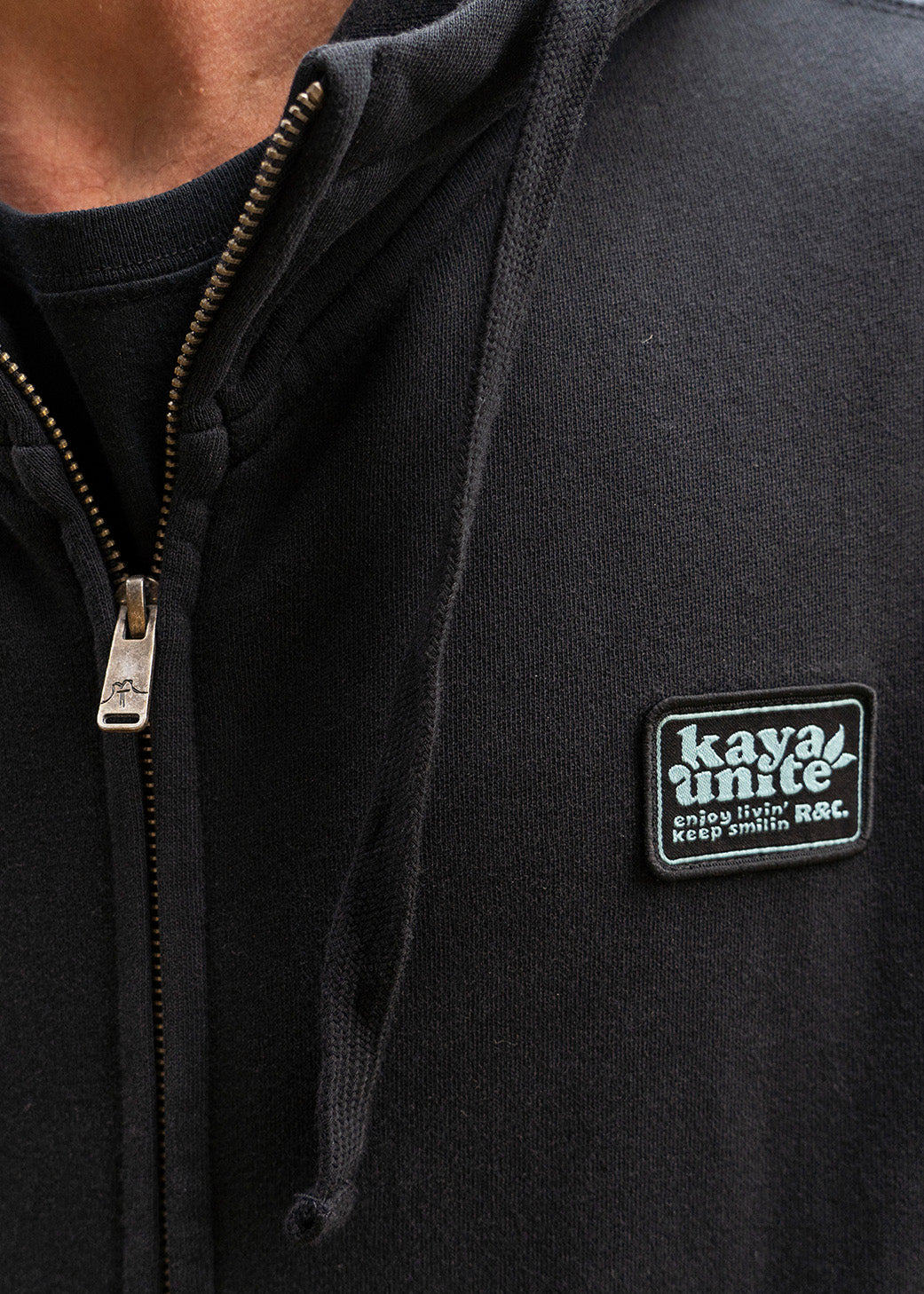 Polerón Con Cierre Algodón Kaya Hombre - Negro Black
