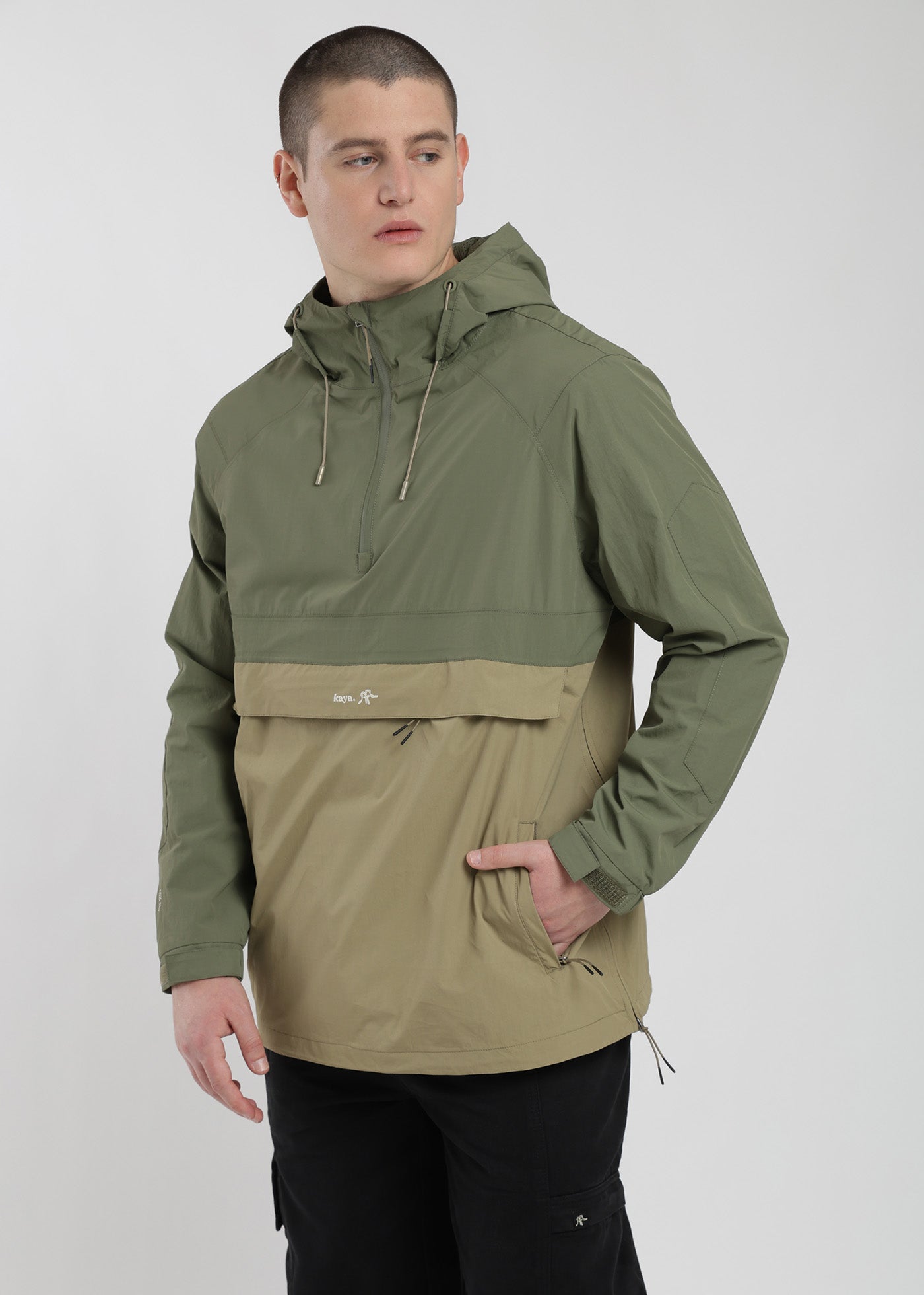 Chaqueta Cortaviento Anorak Hombre Oliva #Color_Oliva