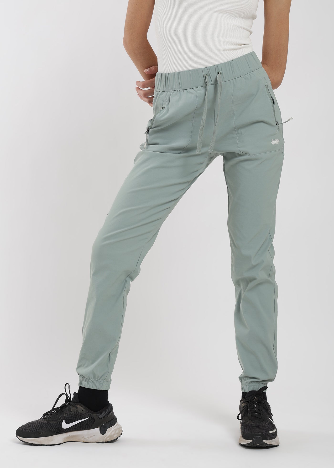 Pantalón Slim Nylon Hikking Mujer Light Gray #Color_Agua