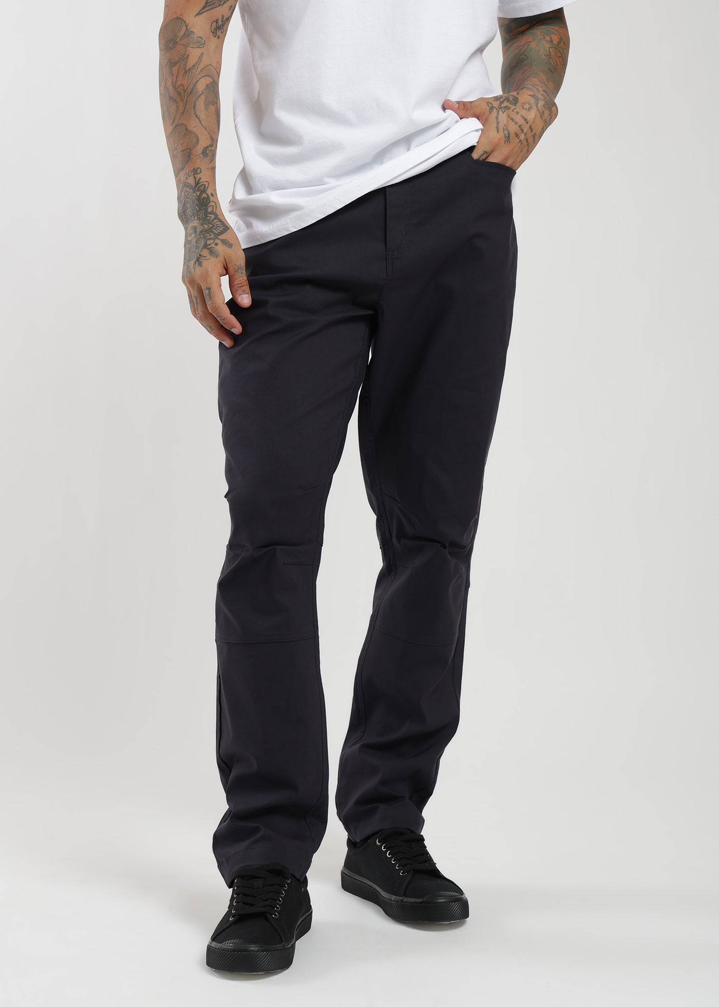 Pantalón Slim Nylon Yaka Hombre