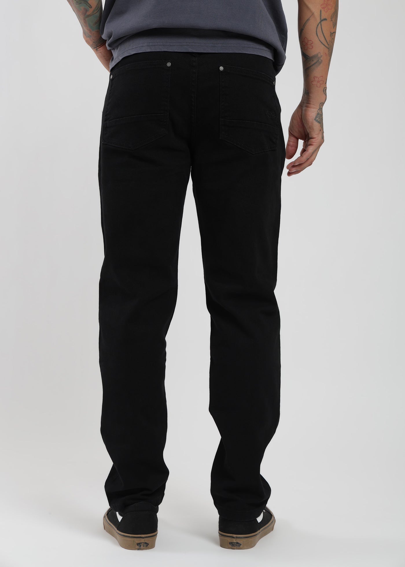Pantalón Slim Twill Daily Hombre - Negro