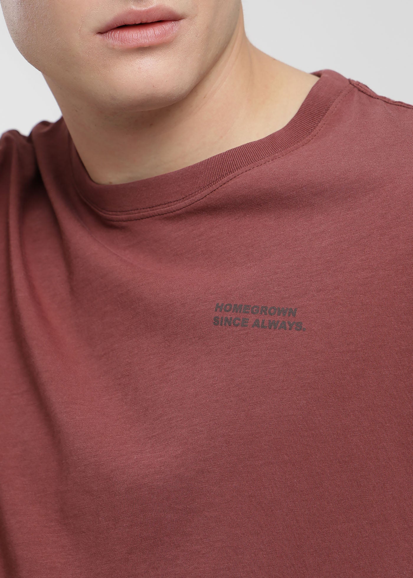 Polera Clásica Algodón Classy Hombre Saddle Brown #Color_Burdeo
