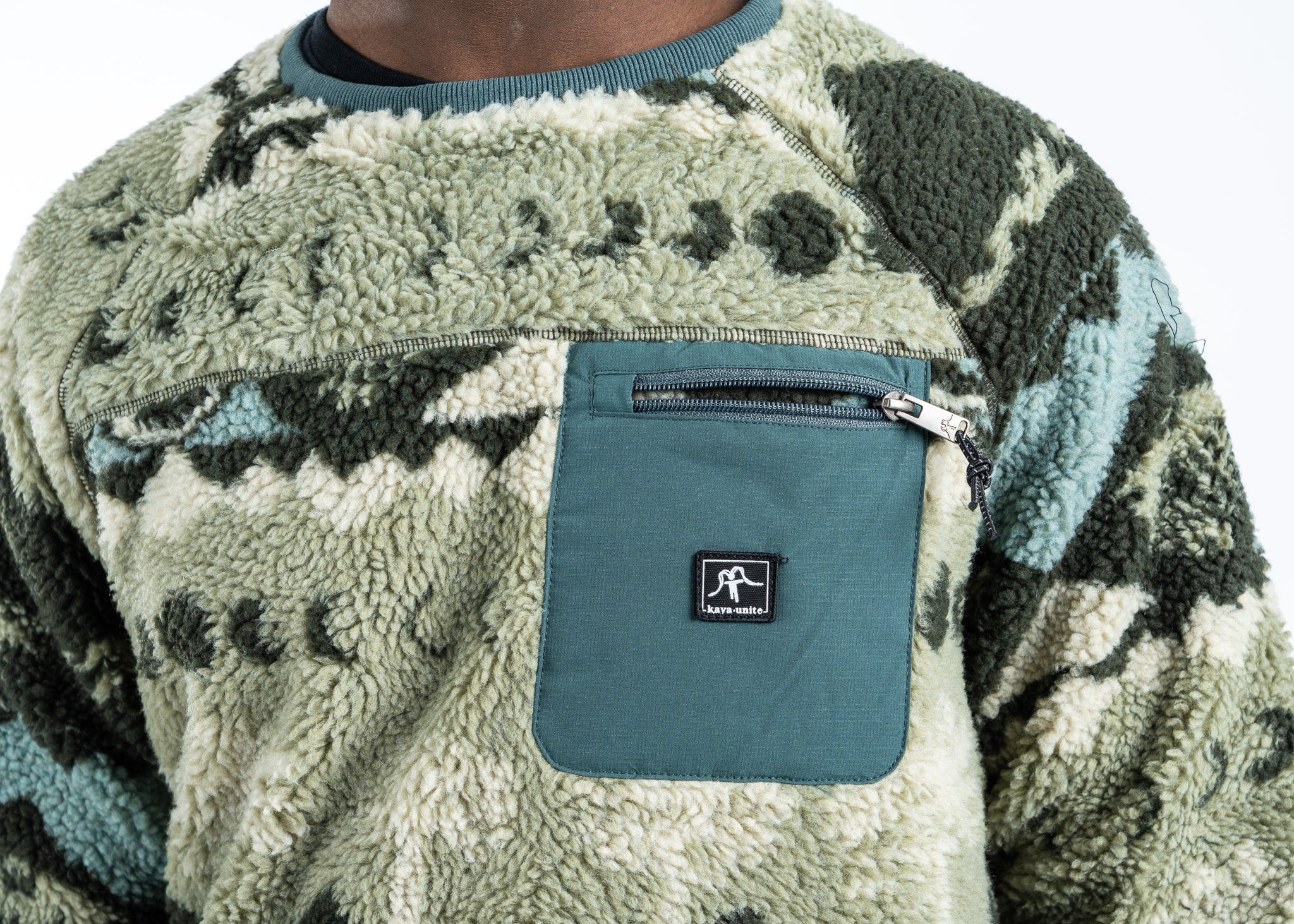 Sherpa Crew Andes Green White Smoke