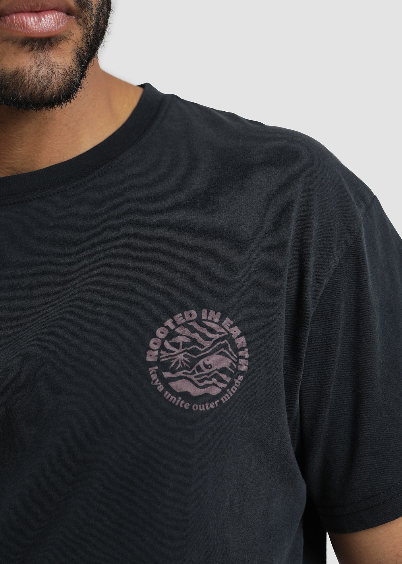 Polera Hombre Outmind - Negro