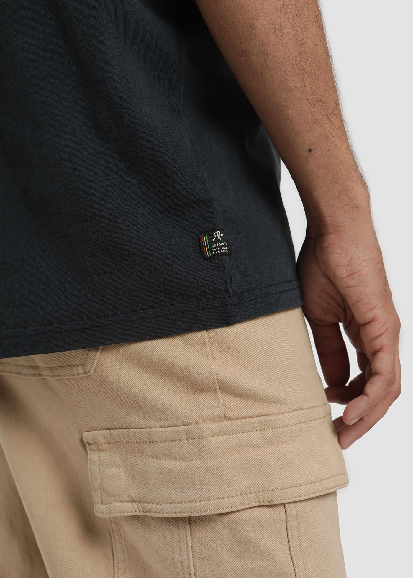 Polera Hombre Outmind - Negro