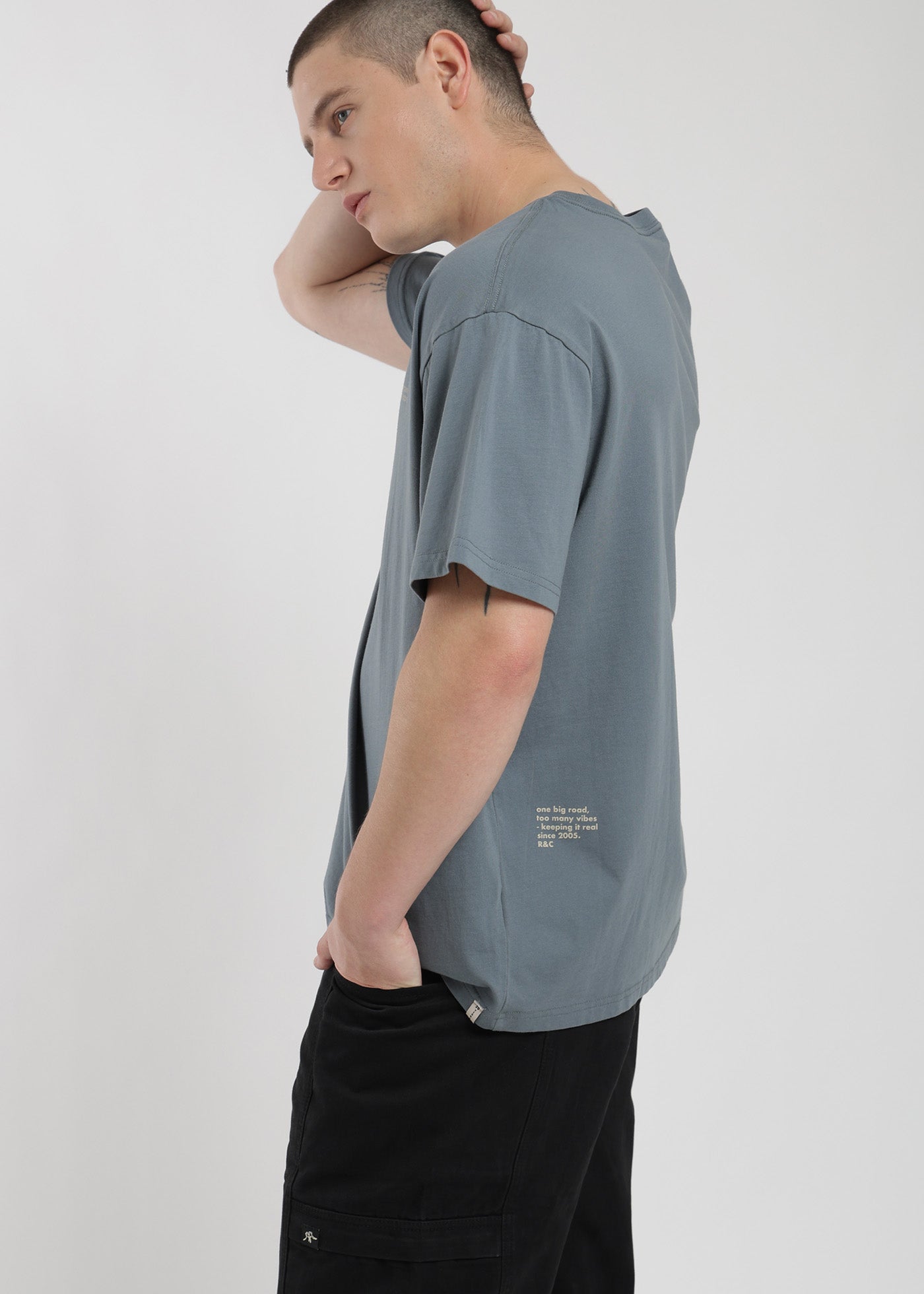 Polera Oversize Algodón Aniversario Hombre - Azul