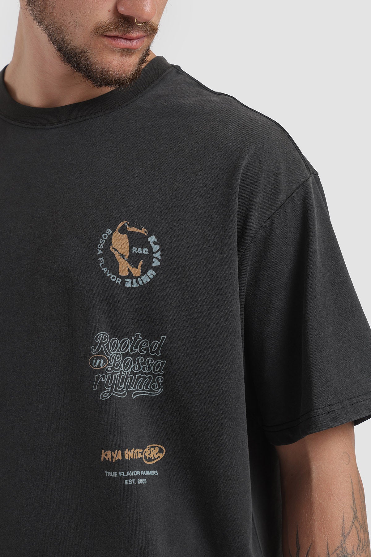 Polera Oversize Diseño Lateral Algodón Hombre - Gris