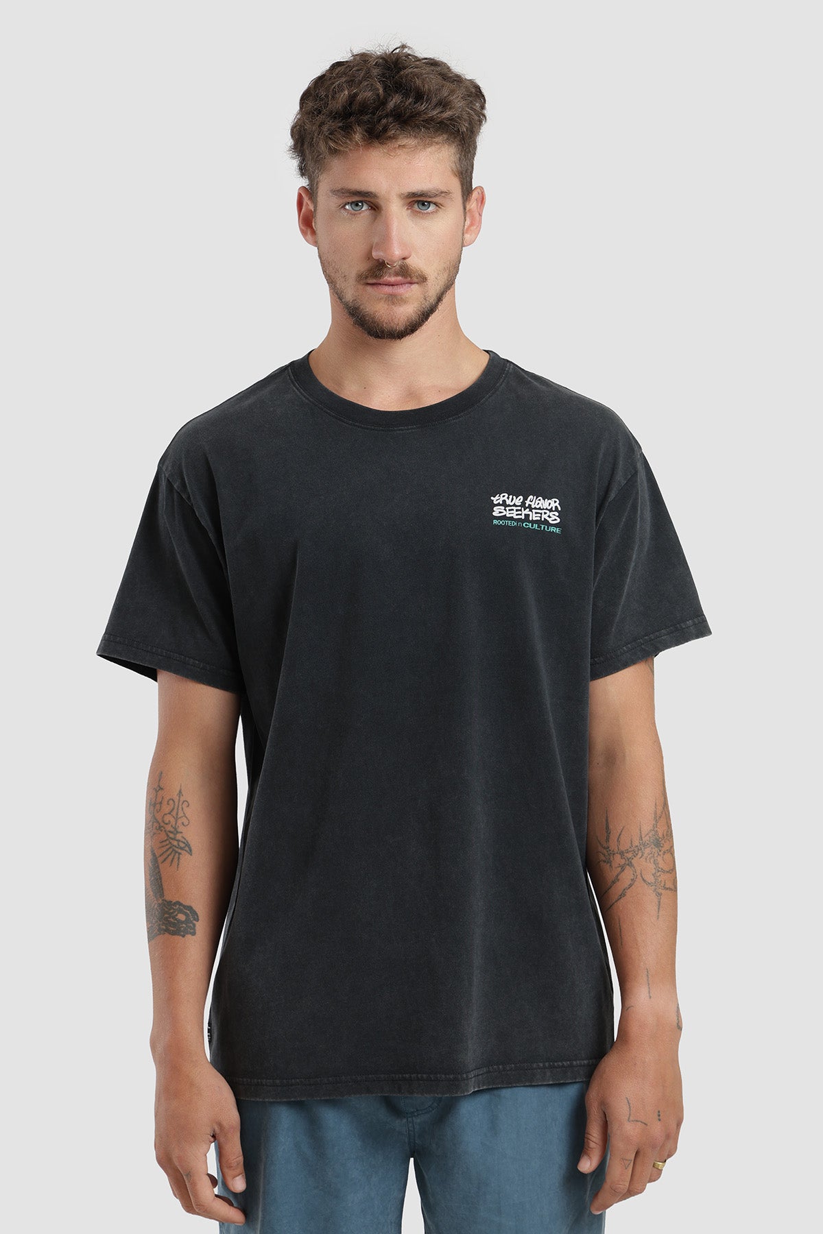 Polera Diseño Seekers Algodón Hombre - Negro
