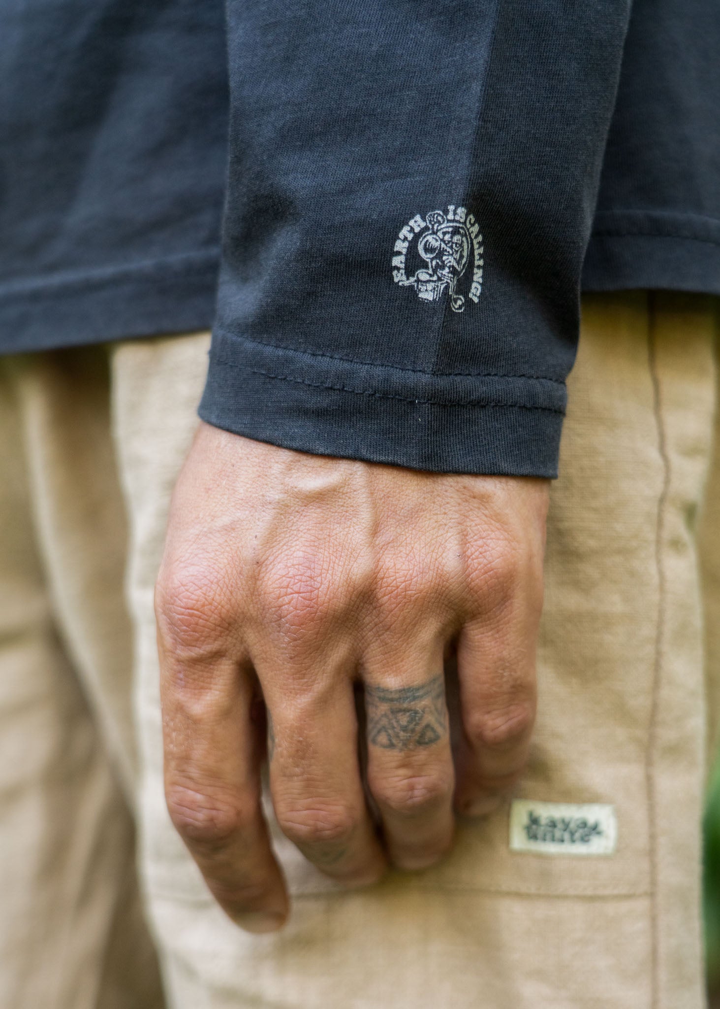 Polera Manga Larga Puesco Negra