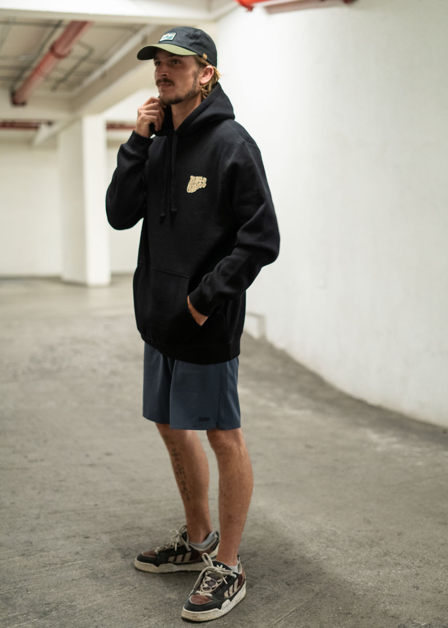 Polerón Hoodie Roots Negro