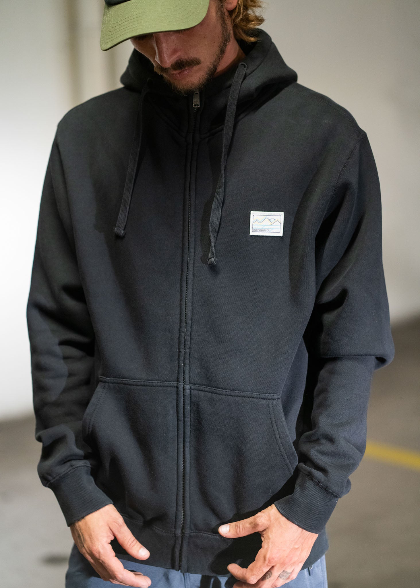 Polerón Full Zip Patch Negro