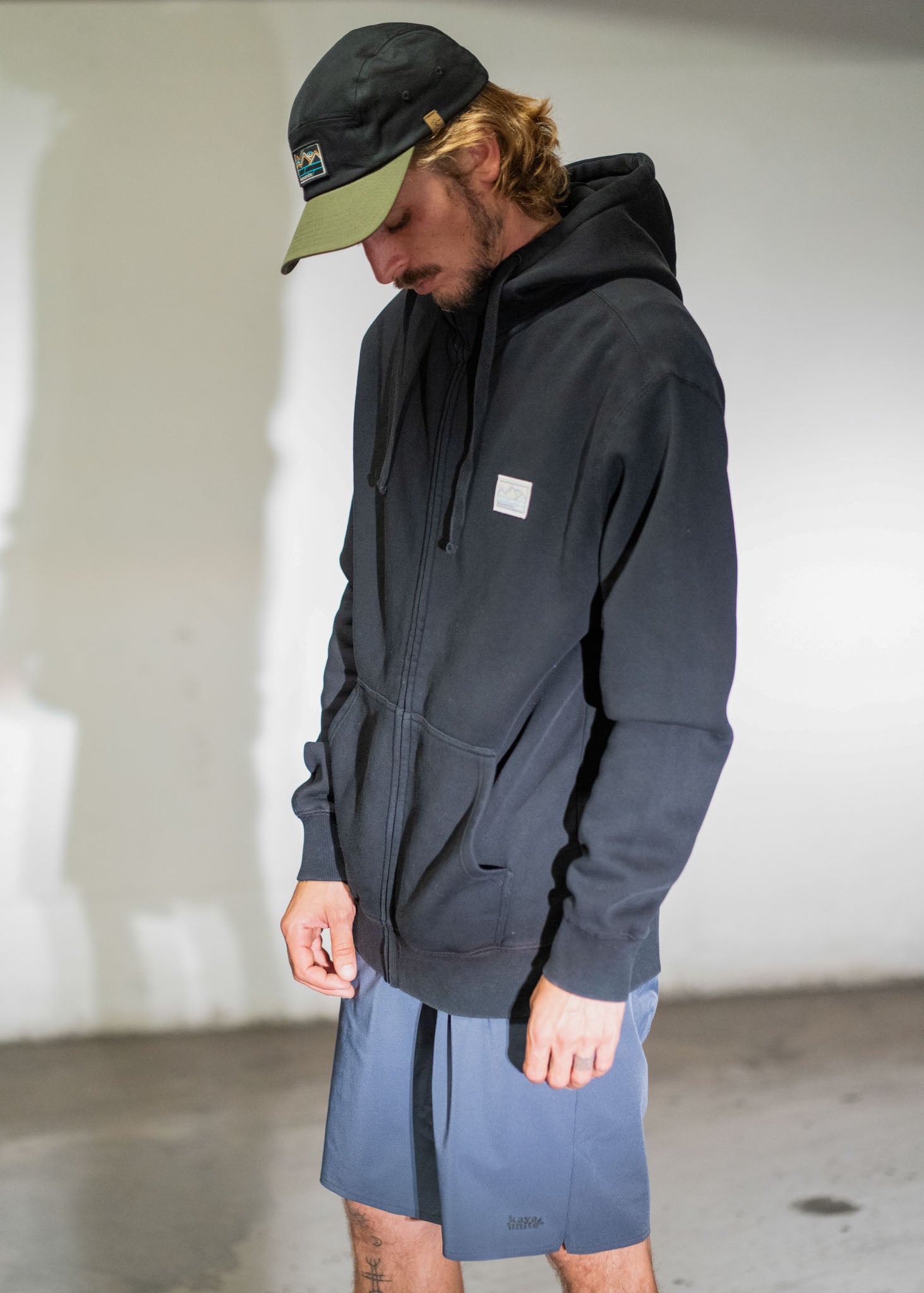 Polerón Full Zip Patch Negro