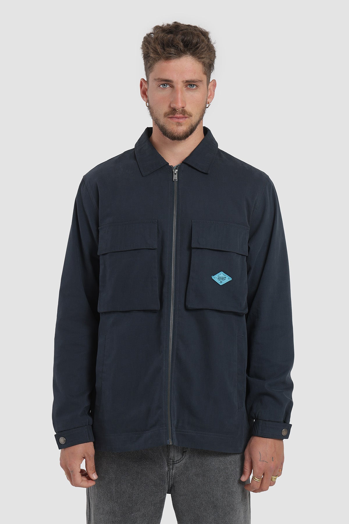 Chaqueta Clásica Cargo Patch Hombre Azul #Color_Azul