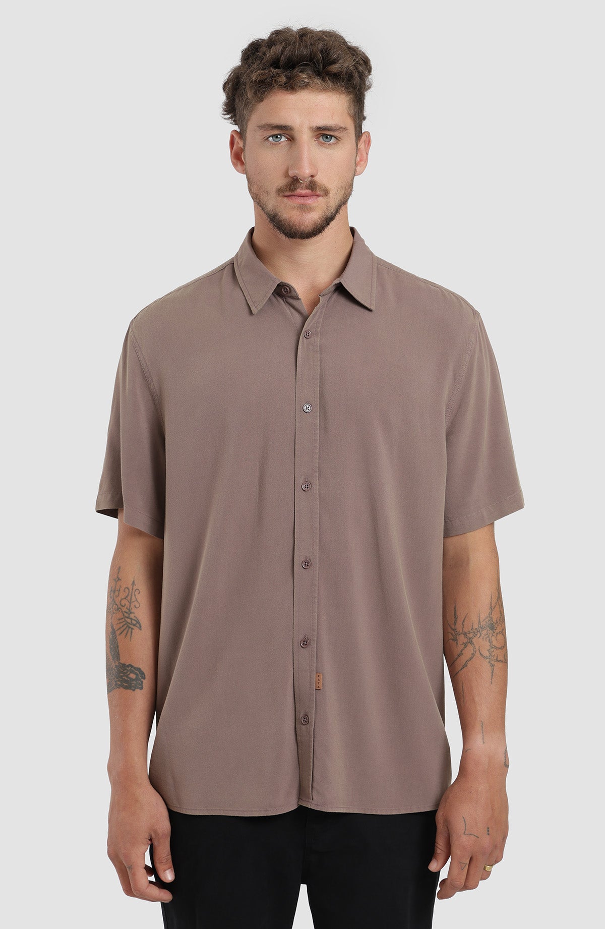 Camisa Manga Corta Clásica Viscosa Hombre - Ciruela