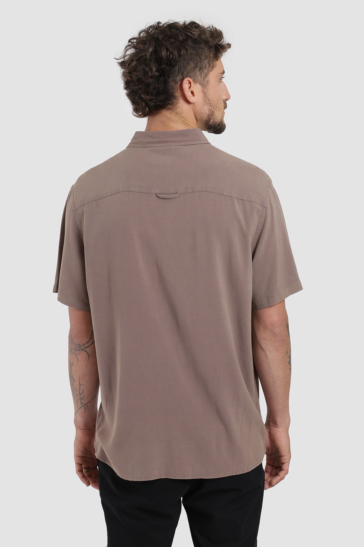 Camisa Manga Corta Clásica Viscosa Hombre - Ciruela