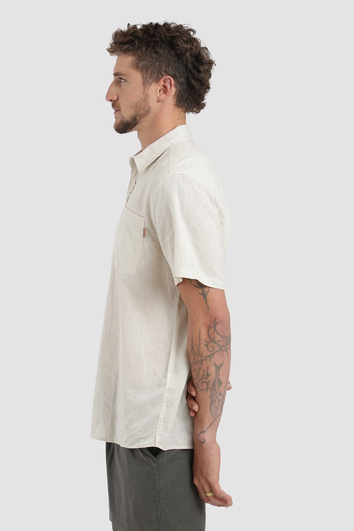 Camisa Manga Corta Clásica Lino Hombre - Beige