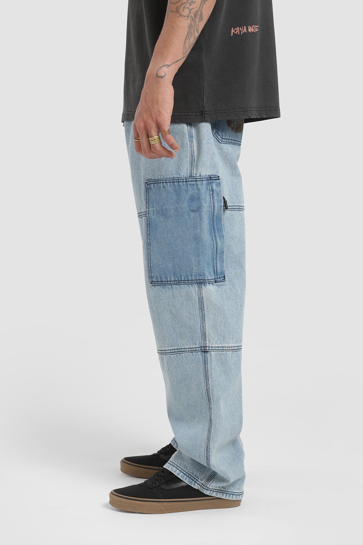 Pantalón Recto Patch Denim Hombre - Azul