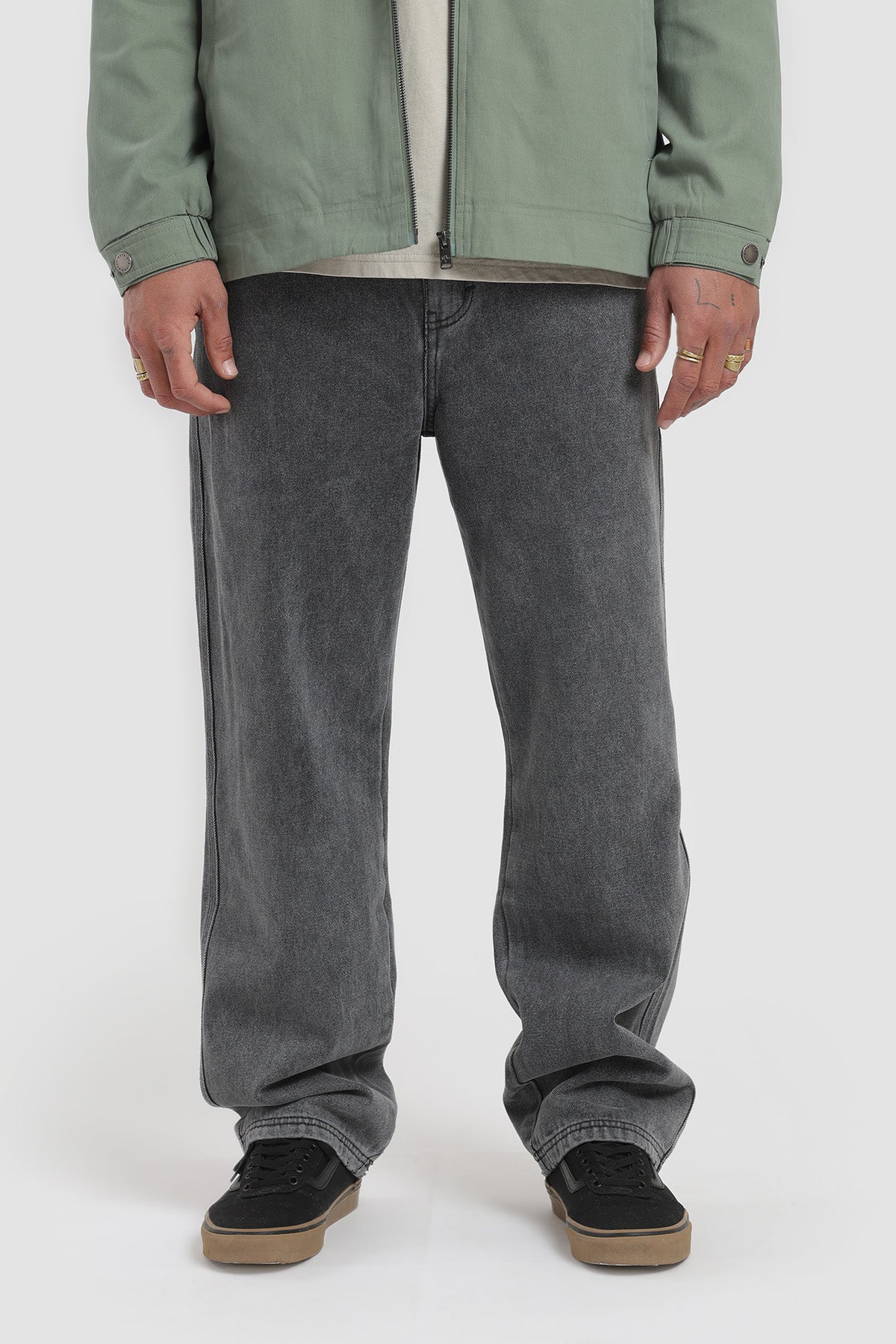 Pantalon Recto Daily Denim Hombre - Carbón