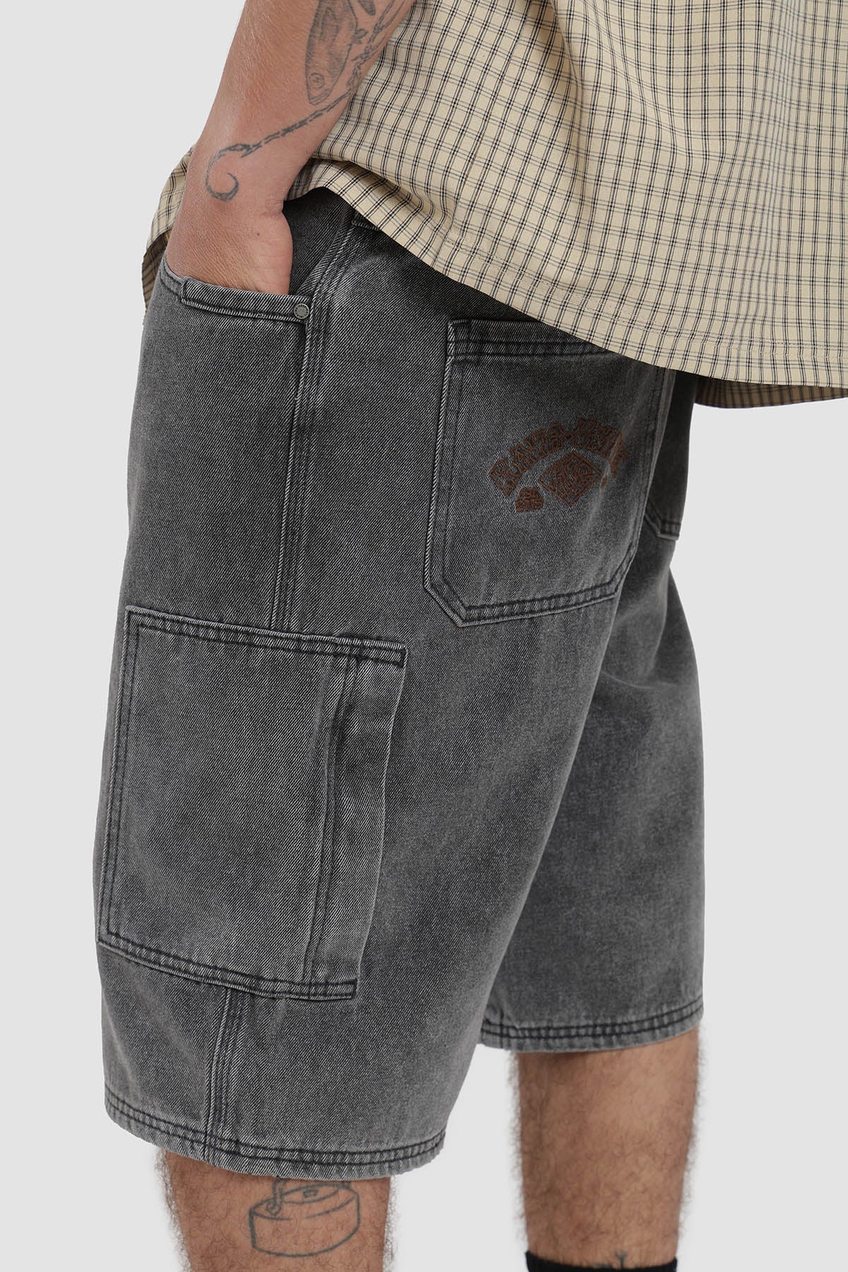 Short Cargo Denim Hombre - Gris