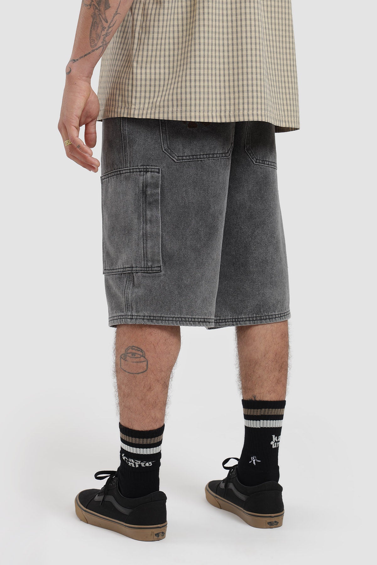 Short Cargo Denim Hombre - Gris