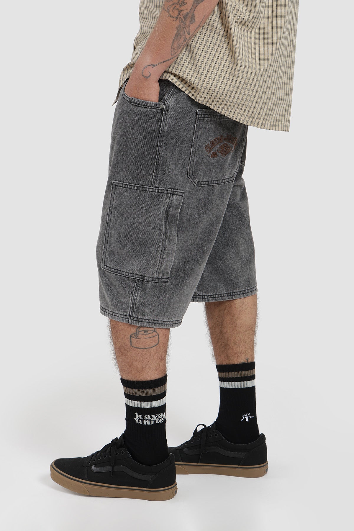 Short Cargo Denim Hombre - Gris