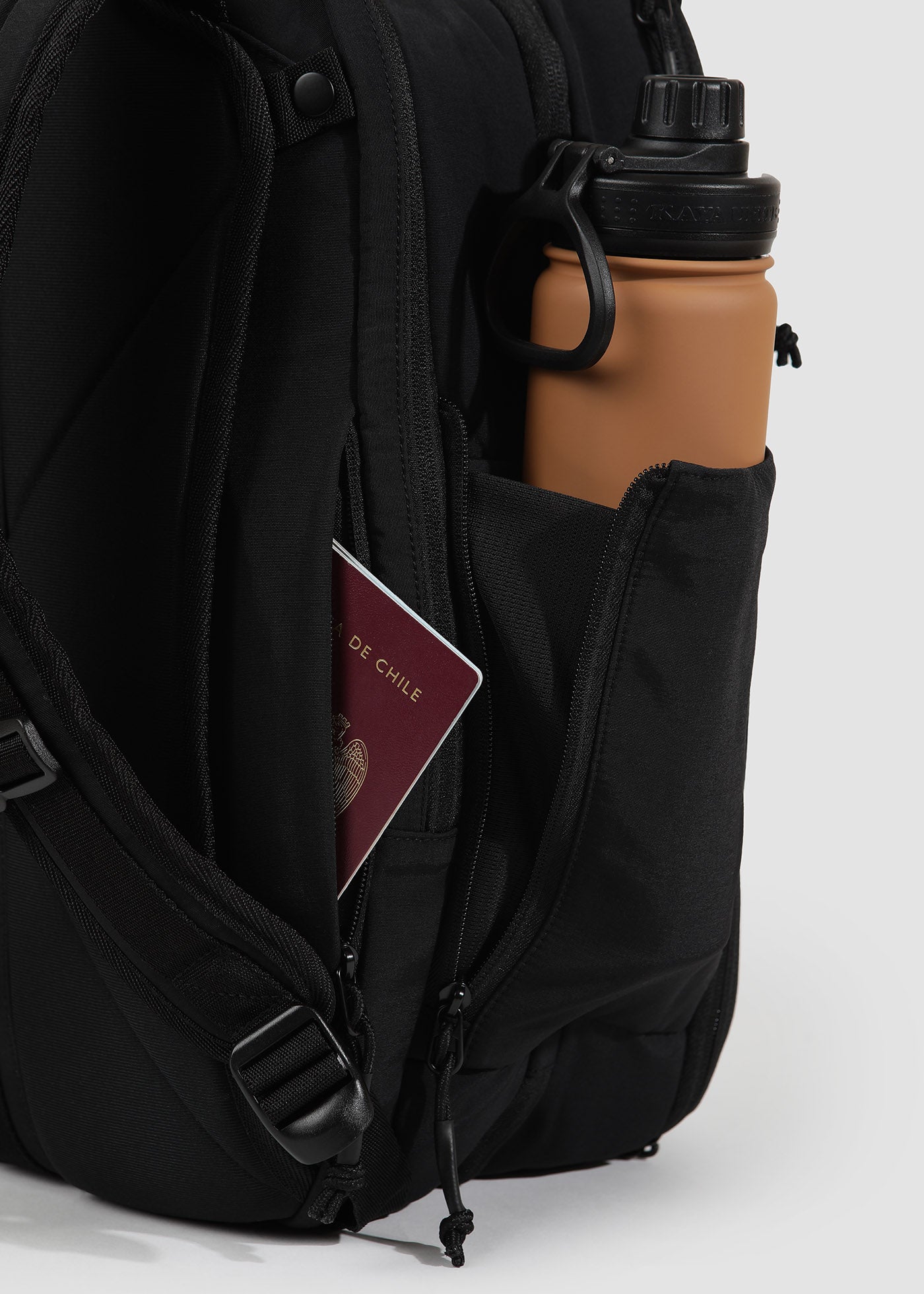 Mochila Travel - Negro