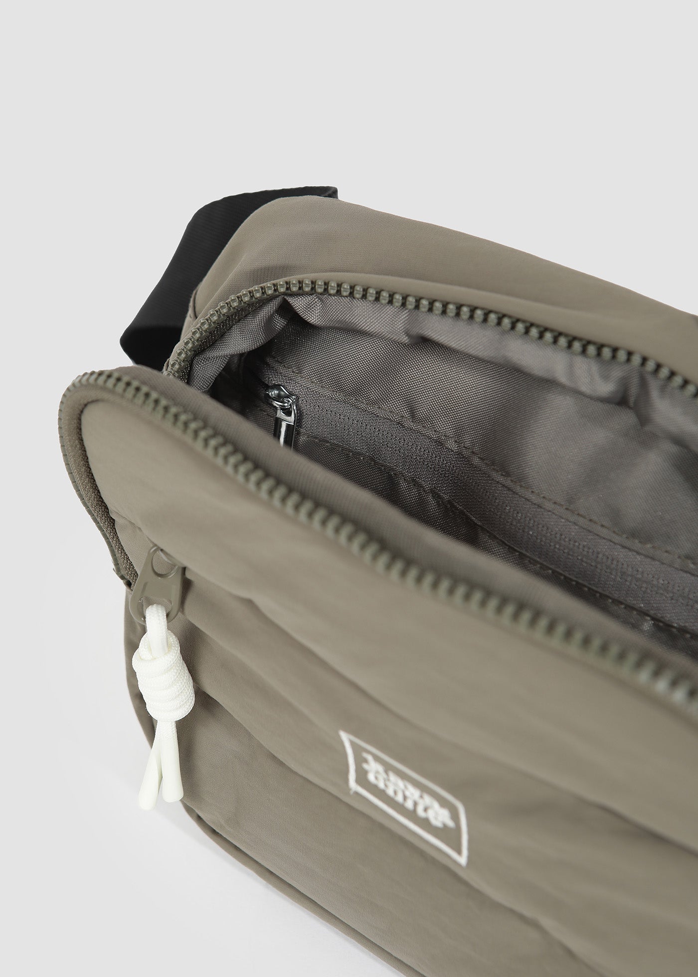 Banano Baggy - Oliva