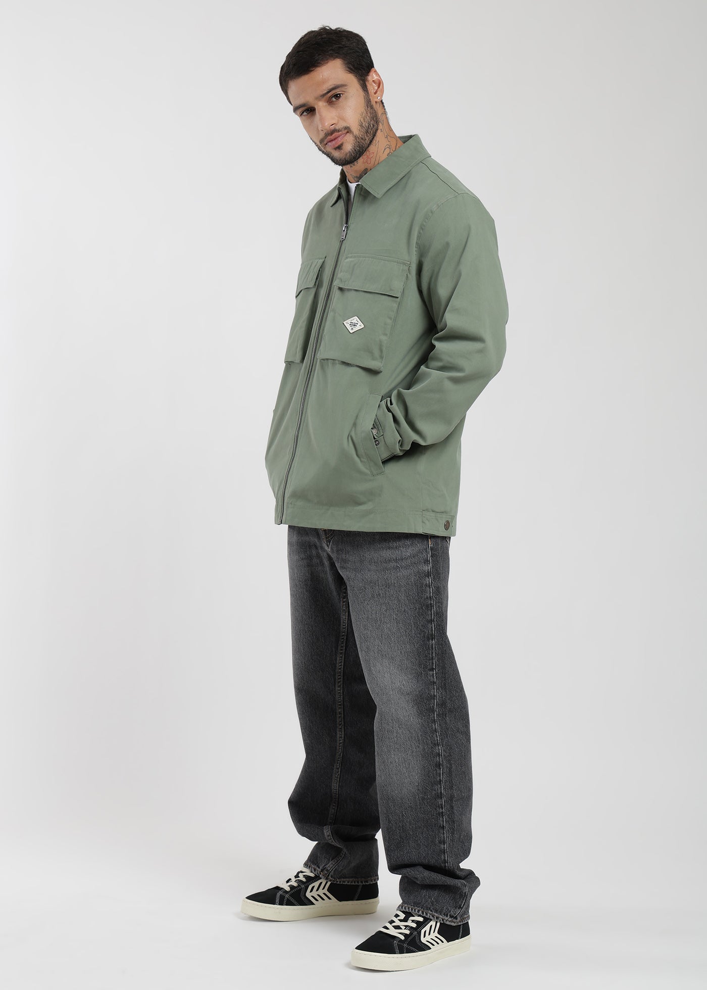 Chaqueta Clásica Cargo Patch Hombre Verde #Color_Verde