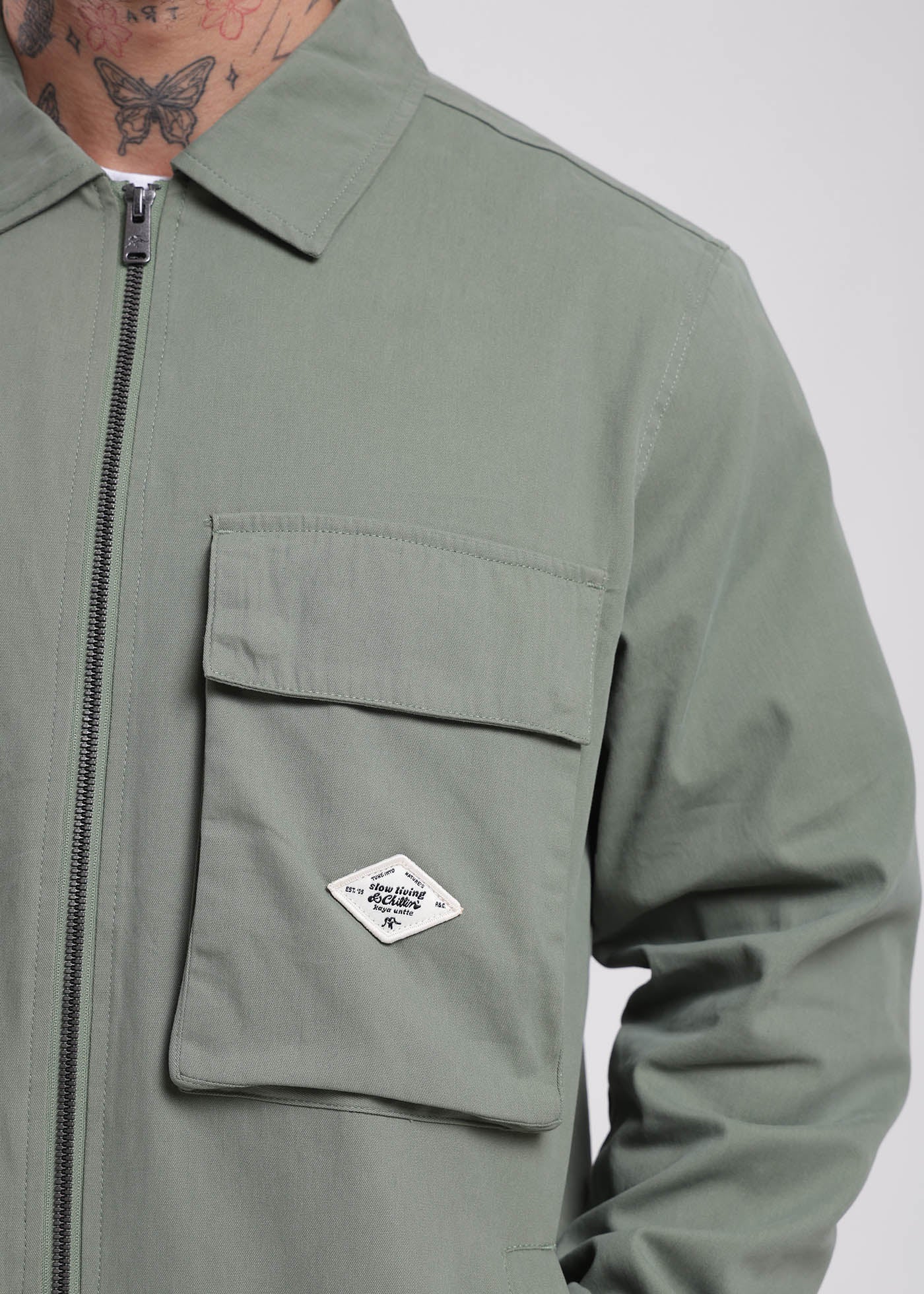 Chaqueta Clásica Cargo Patch Hombre Verde #Color_Verde