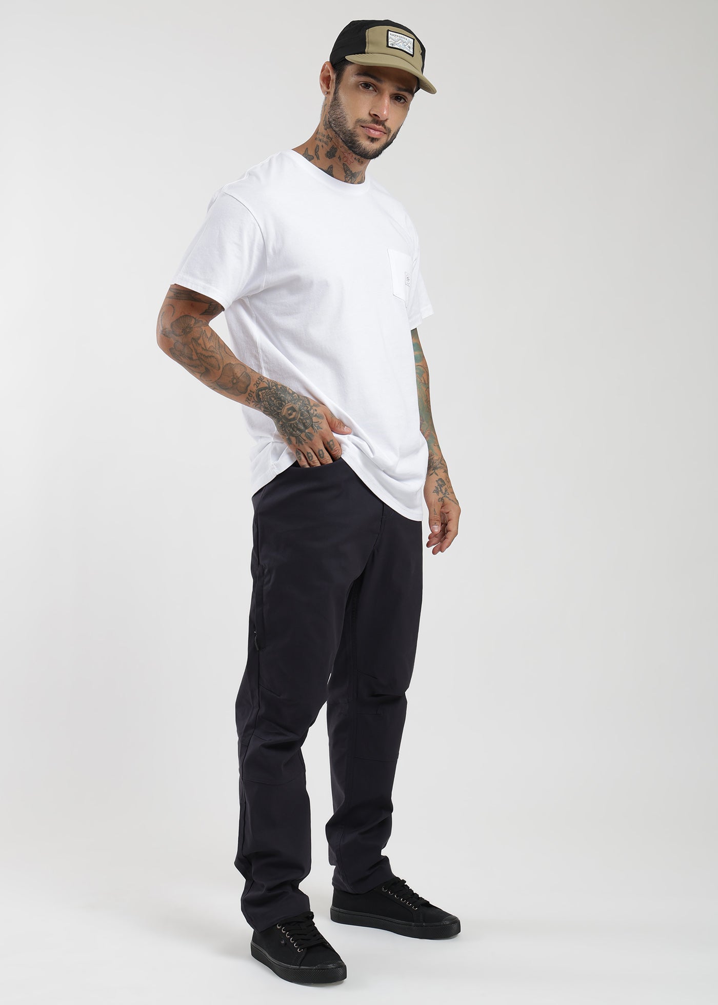 Pantalón Slim Nylon Yaka Hombre Light Gray