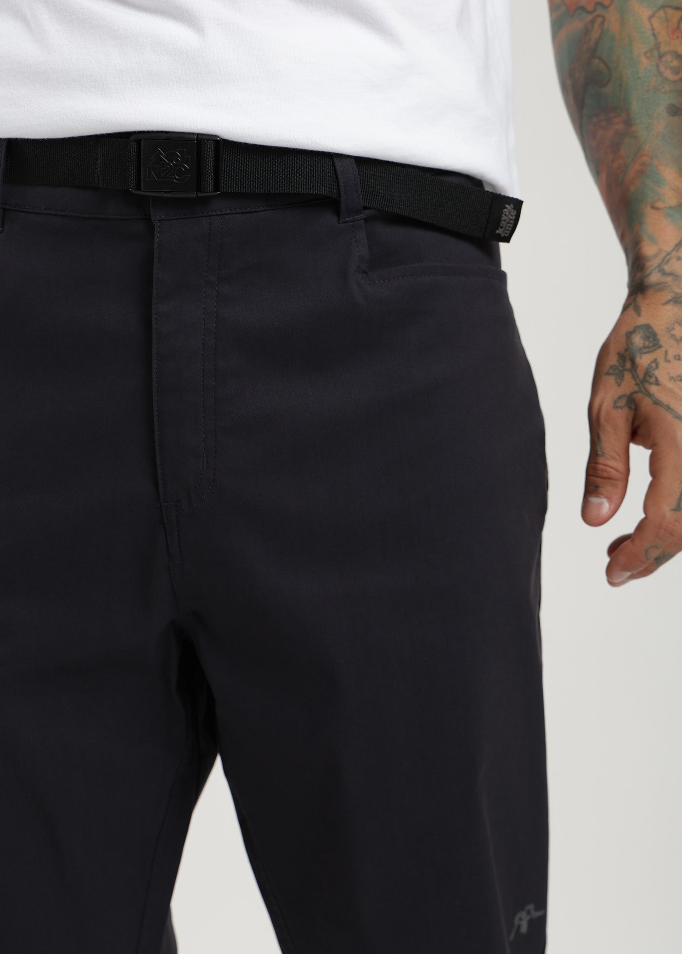 Pantalón Slim Nylon Yaka Hombre