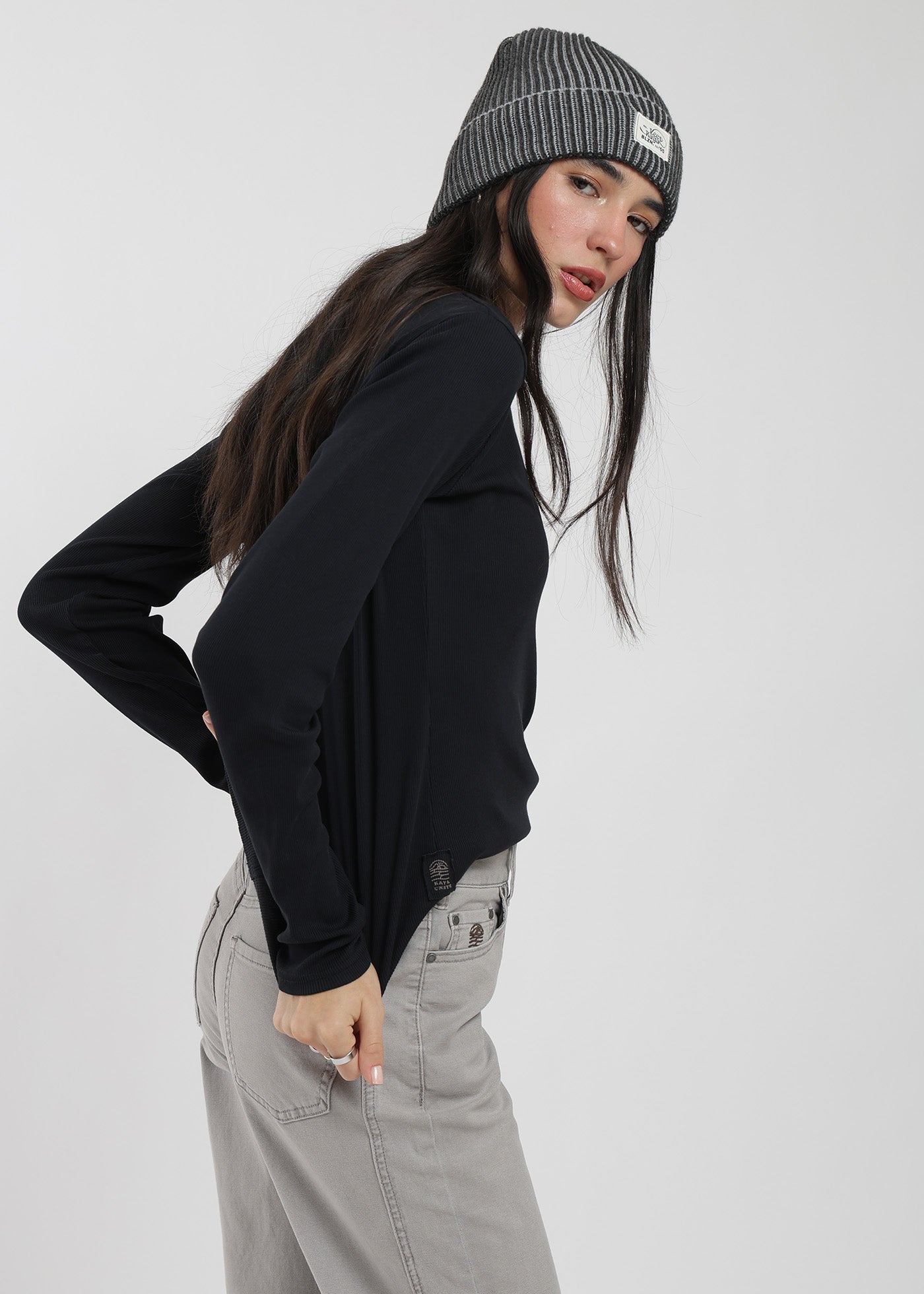 Polera Manga Larga Half Snap Rib Mujer Light Gray #Color_Negro