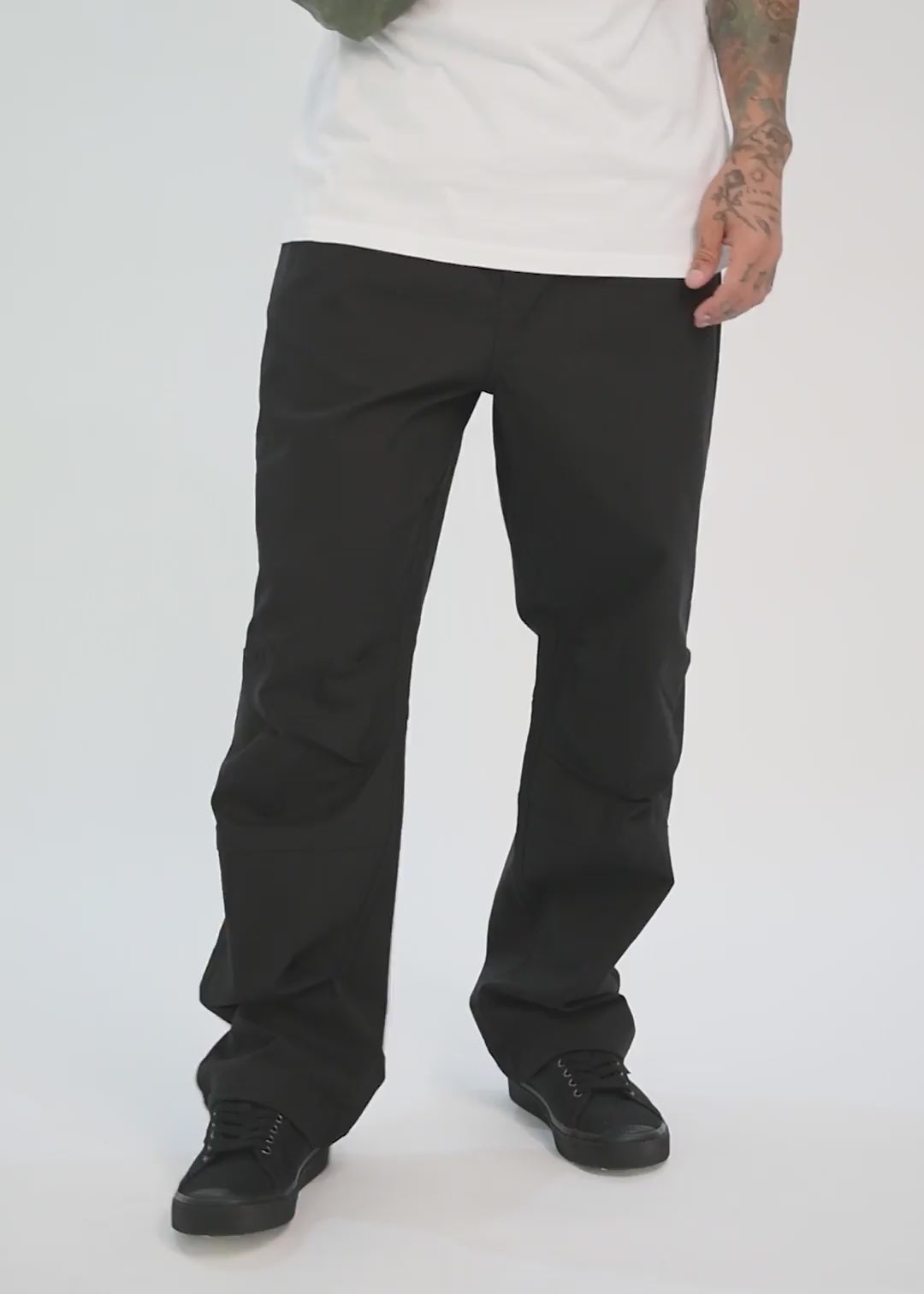 Pantalón Recto Nylon Yaka Relaxed Hombre Black #Color_Negro
