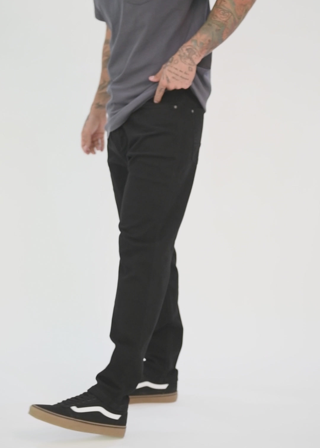 Pantalón Slim Twill Daily Hombre - Negro