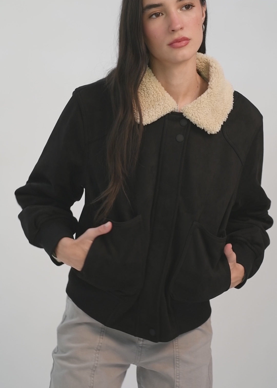 Chaqueta Bomber Suede Mujer Negro #Color_Negro