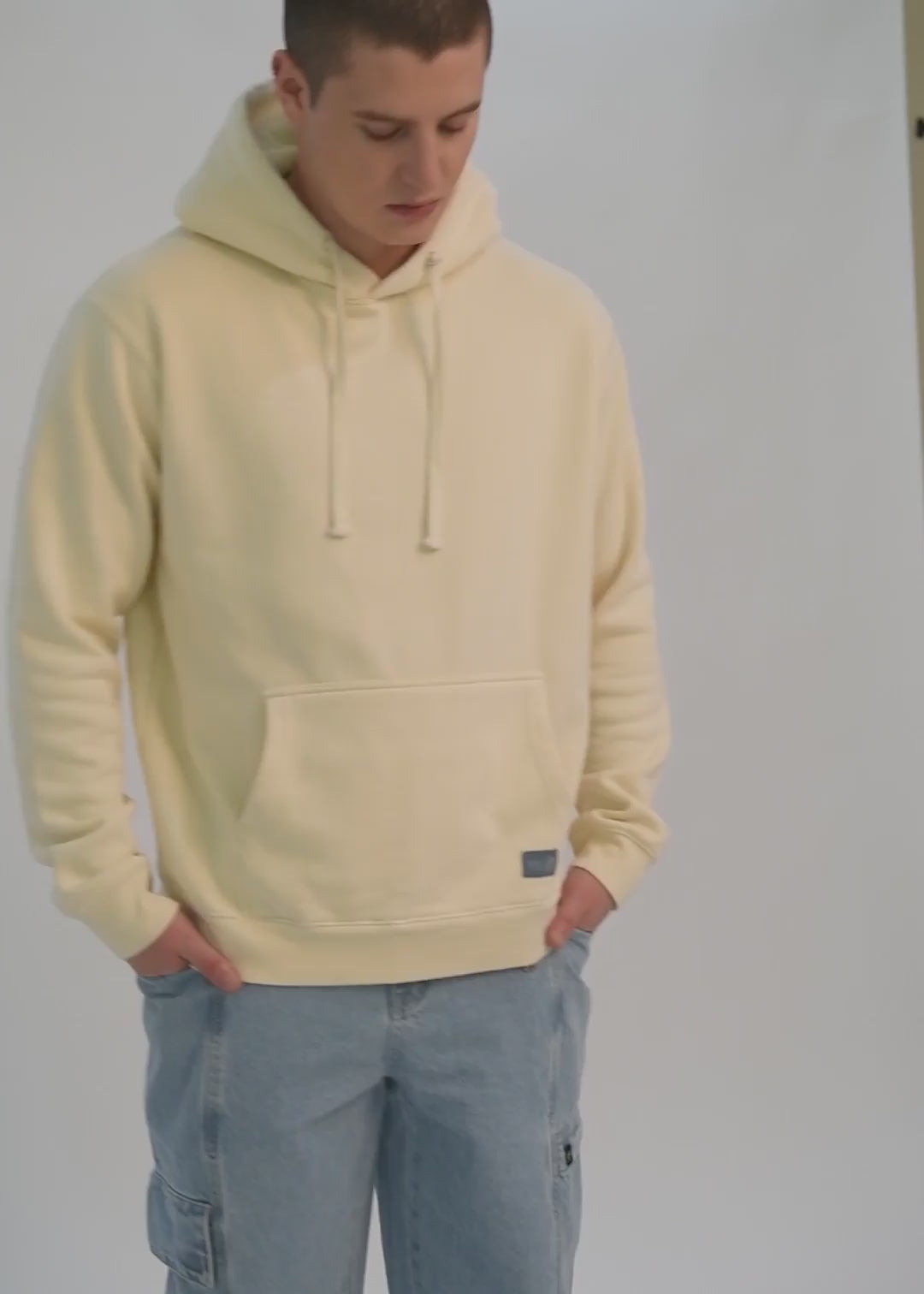 Polerón Hoodie Print Hombre Antique White #Color_Beige