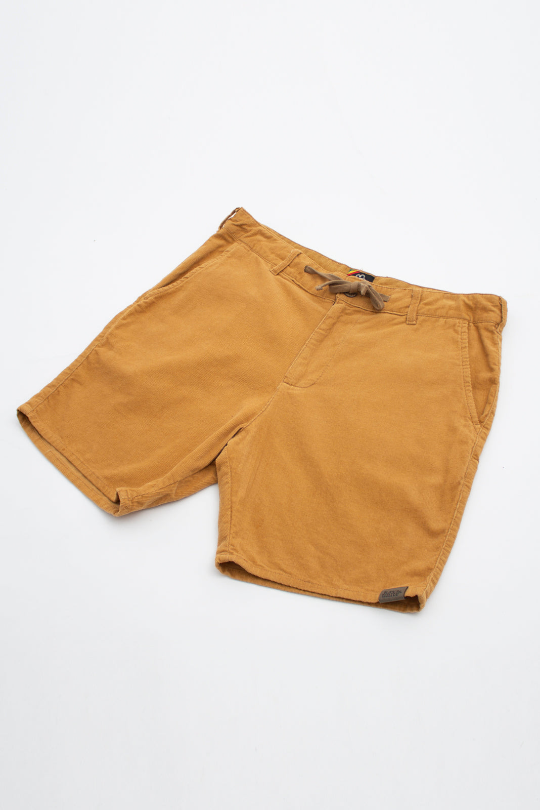 SHORT COTELÉ CAMEL